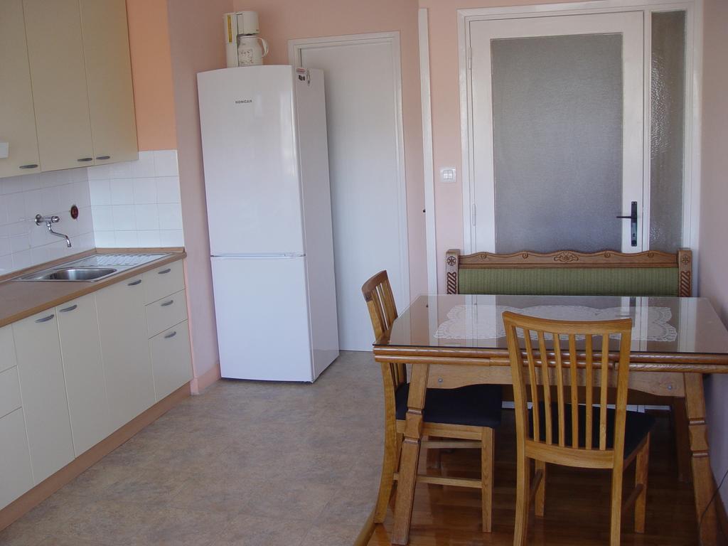 Apartment Maka Spalato Esterno foto