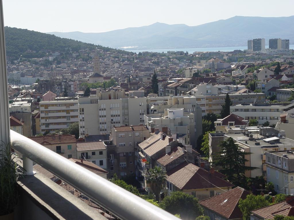 Apartment Maka Spalato Esterno foto